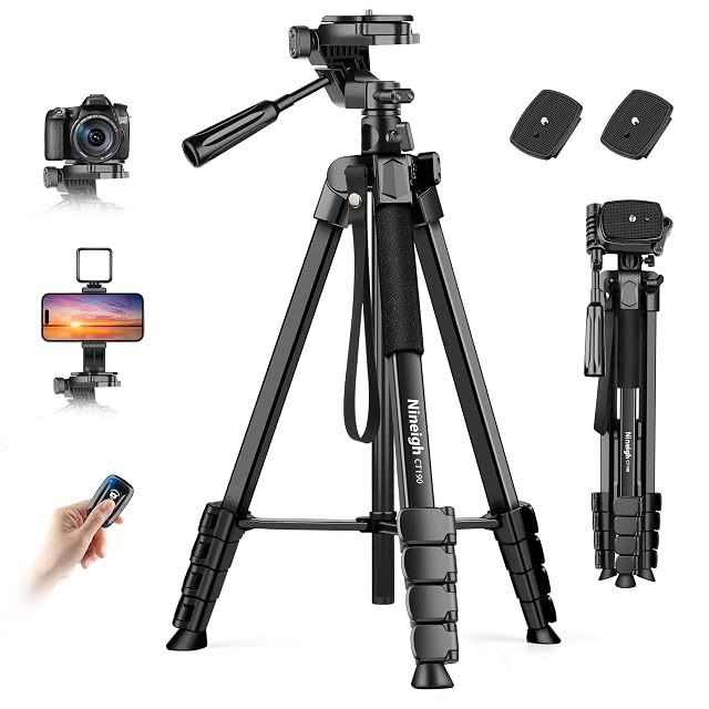 Trípode Nineigh CT190 a plena altura con su brazo horizontal extendido y un móvil montado