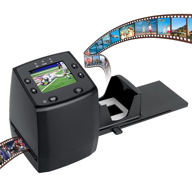 Escáner de película DIGITNOW M125 con un alimentador de diapositivas introducido en su ranura