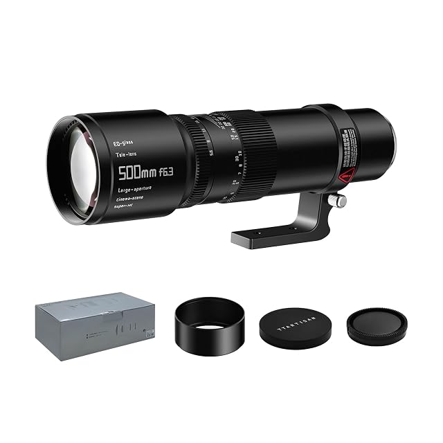 Superteleobjetivo fijo TTARTISAN 500mm F6.3 negro con su anillo para trípode alrededor del barril