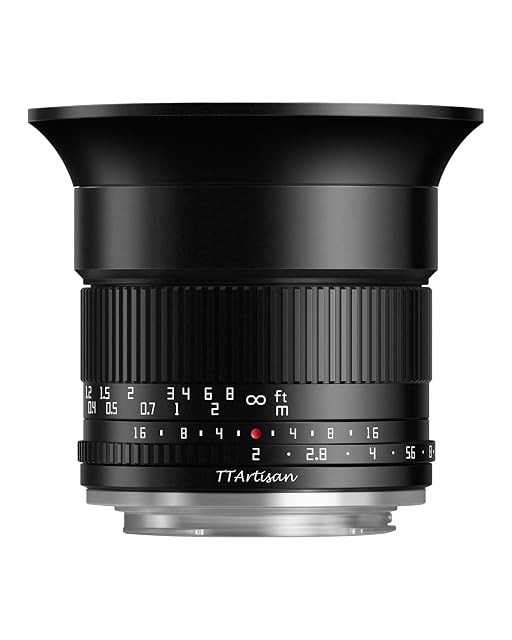 Objetivo ultra gran angular TTARTISAN 10mm F2 negro con anillo de enfoque manual y elemento frontal saliente